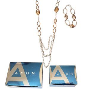 AVON Collier Long Look New York Necklace  Bracelet Gift Set 2009 - Bundle of 2